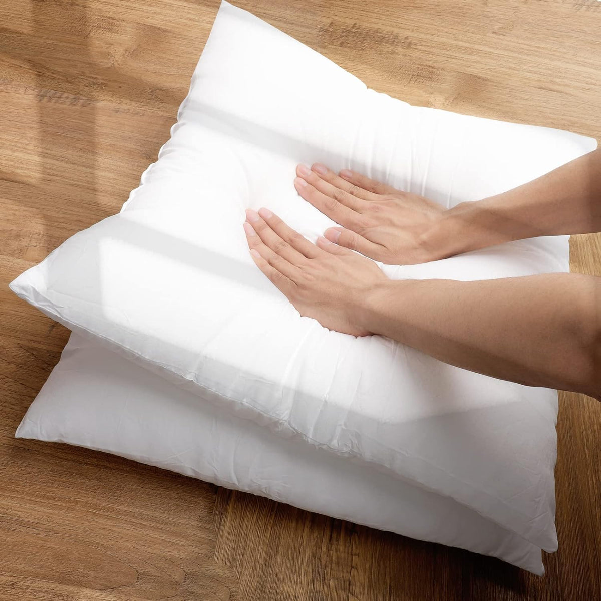 Fixwal 20x20 Inches Pillow Inserts Set of 4, White Pillow Forms Soft Microfiber Filled, Pillow Inserts for Decorative Pillow Covers Cushion Bed Couch and Sofa